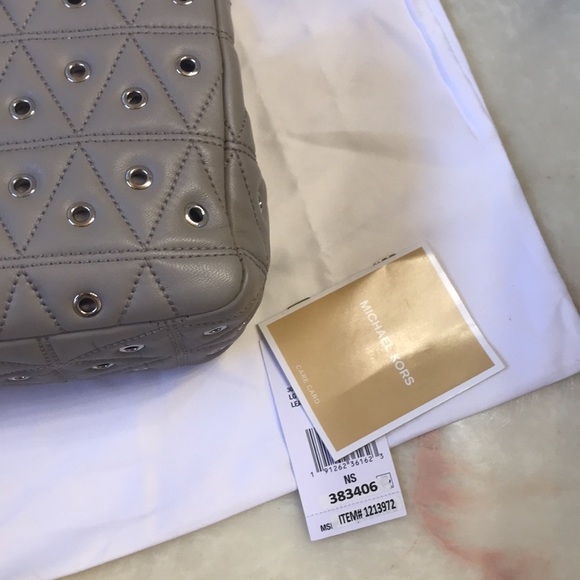 ‼️SALE Like NEW Michael Kors crossbody/shoulder chain bag - Picture 13 of 15